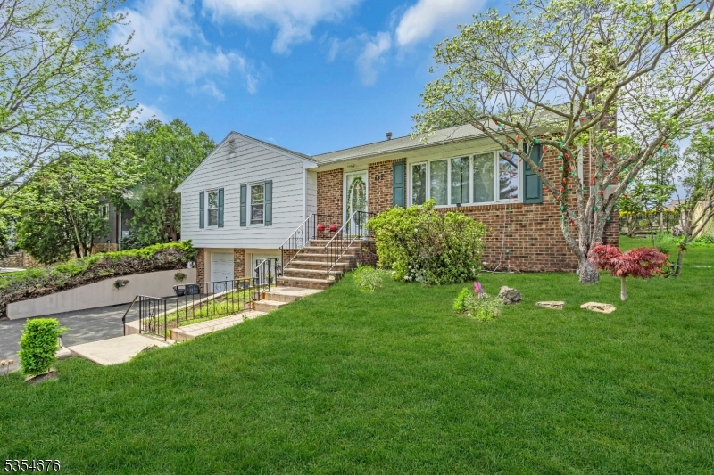 442 Stalevicz Ln