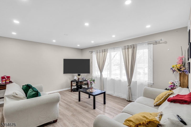 442 Stalevicz Ln