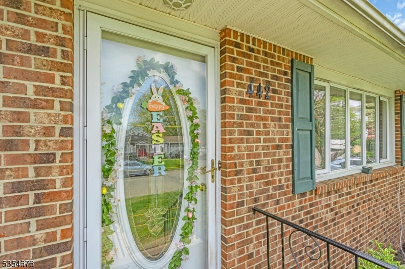 442 Stalevicz Ln