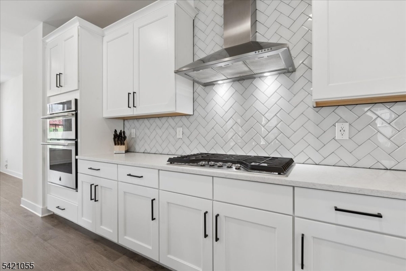 Montgomery Crossing - Residential