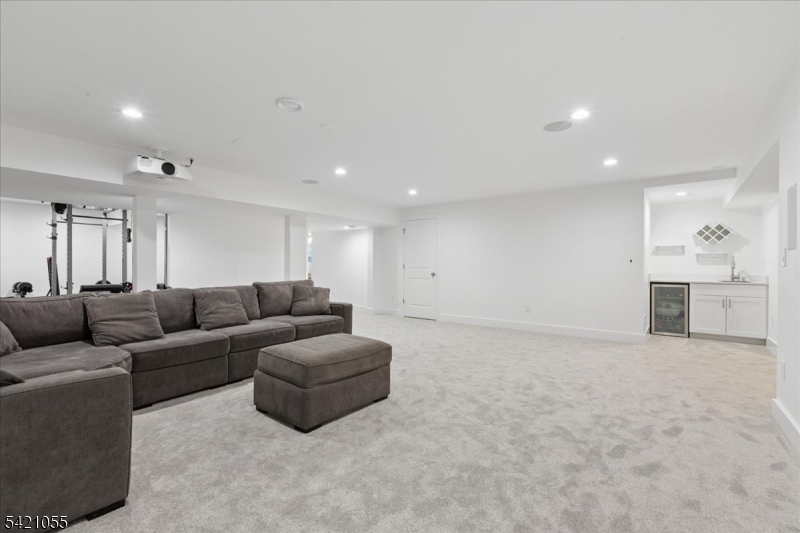 Montgomery Crossing - Residential