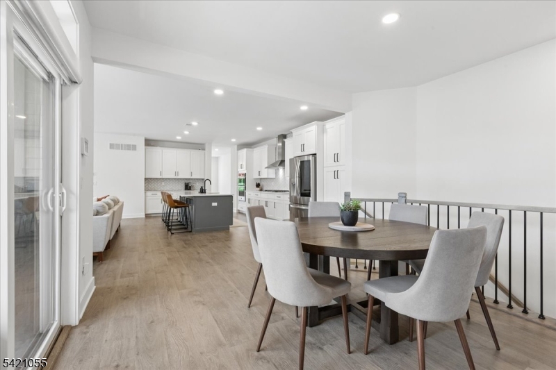 Montgomery Crossing - Residential