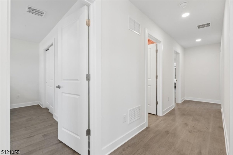 Montgomery Crossing - Residential