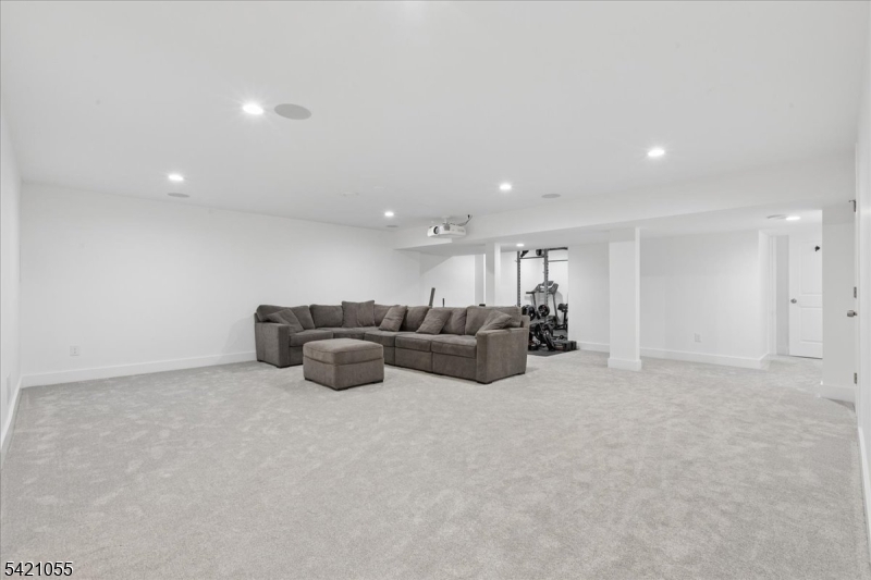 Montgomery Crossing - Residential