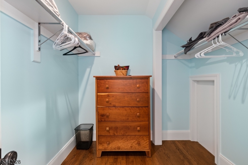 Washington Coner - Residential