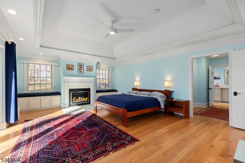 Washington Coner - Residential