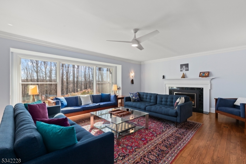 Washington Coner - Residential