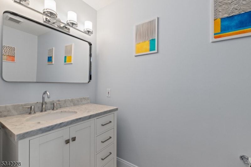 Washington Coner - Residential