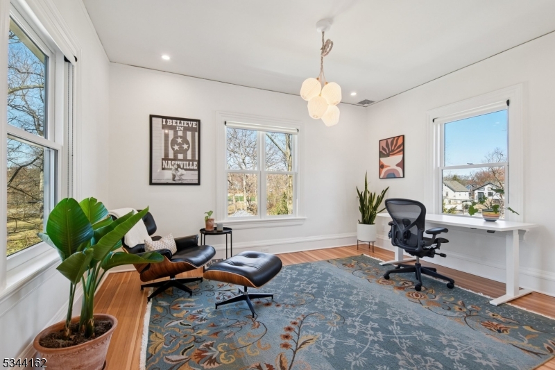 Walnut Street - Residential