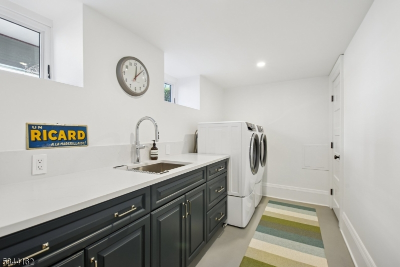 Walnut Street - Residential