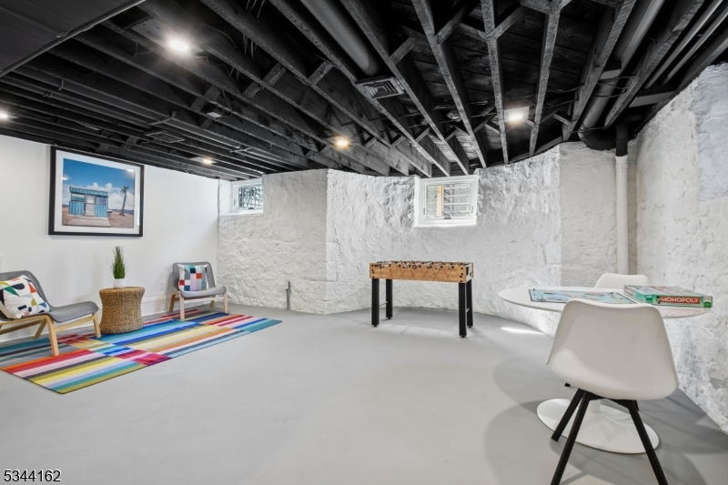 Walnut Street - Residential