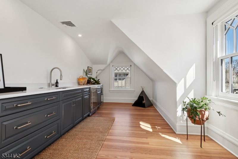 Walnut Street - Residential