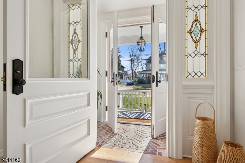 Walnut Street - Residential