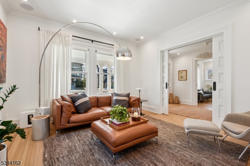 Walnut Street - Residential