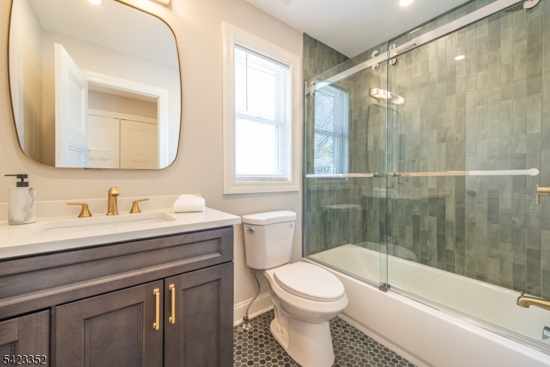 Glen Ridge Border - Residential