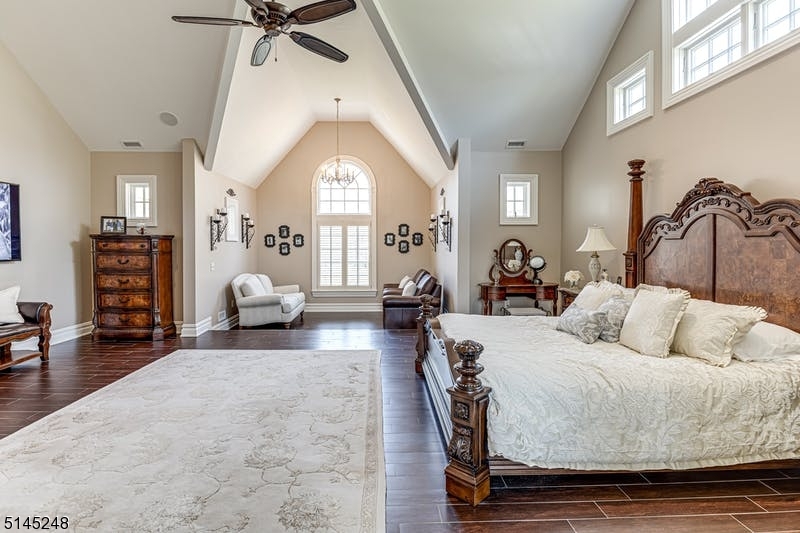 SOUTHSIDE - Residential