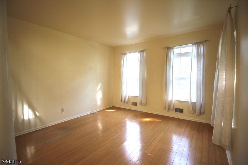 Woods Edge - Residential Lease