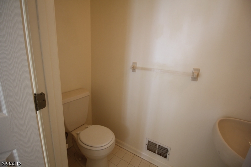 Woods Edge - Residential Lease