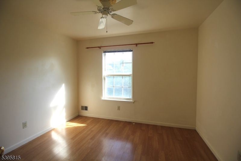 Woods Edge - Residential Lease