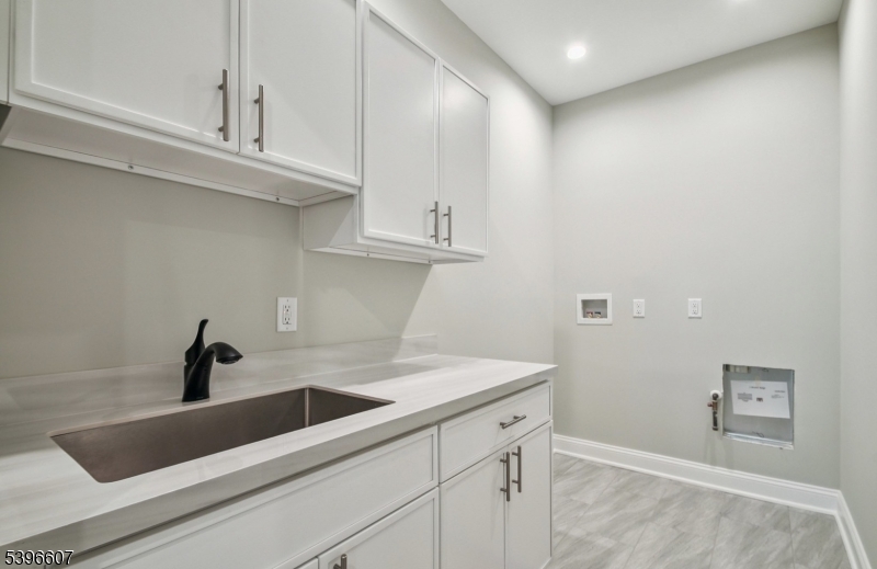 Stonehenge at Boonton Twp - Residential