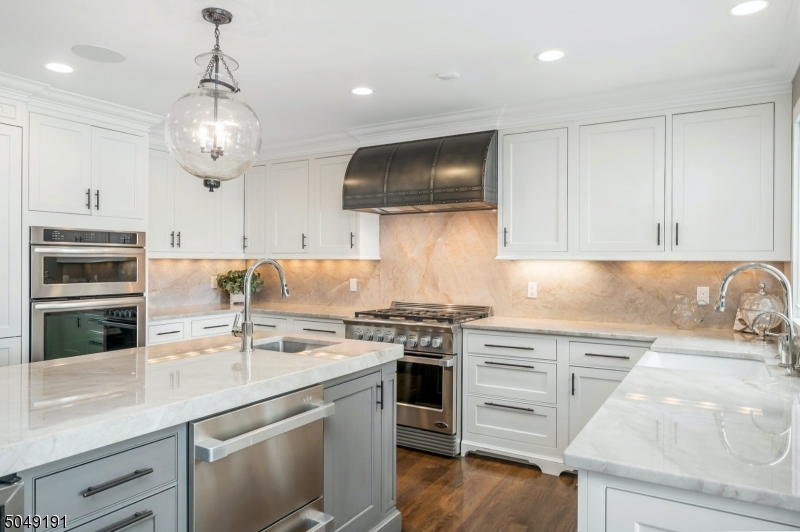 LAKE MOHAWK - Residential