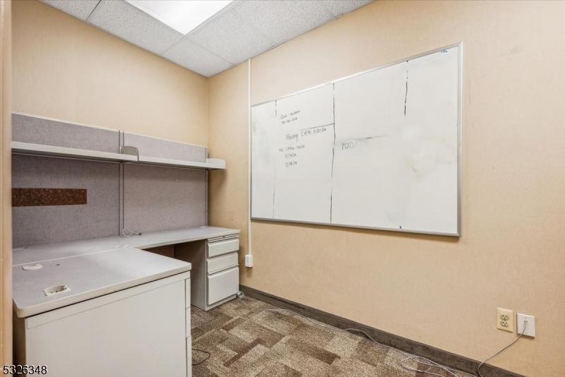 Bridgewater Twp., New Jersey 08807, United States, ,Commercial,Active,30069