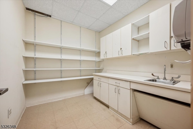 Bridgewater Twp., New Jersey 08807, United States, ,Commercial,Active,30069