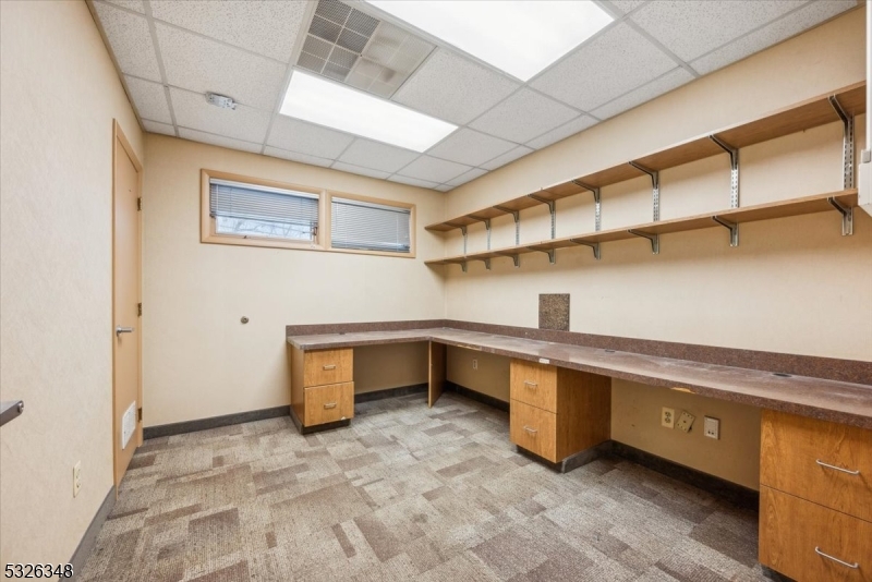 Bridgewater Twp., New Jersey 08807, United States, ,Commercial,Active,30069