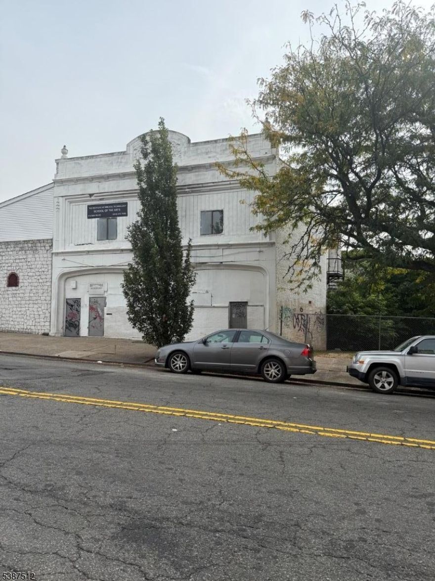 Attention all developers and contractors, just listed 12,000sqft building on a block that has many brand new multifamily apartments, current totally vacant, your architect and imagination can possible create 12 units of rental housing. previously used religious institutions, and day acre facility as well. vacant must be accompany and must sign a hold harmless agreement prior to entry. text business card for a private viewing.