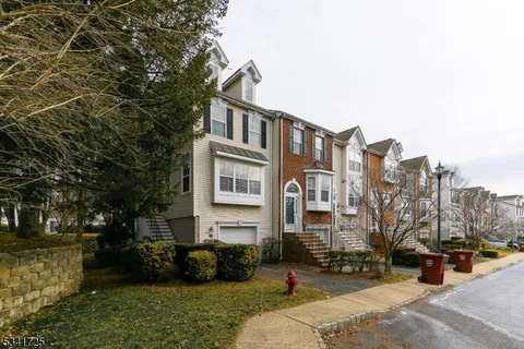 MLS: 3949442
