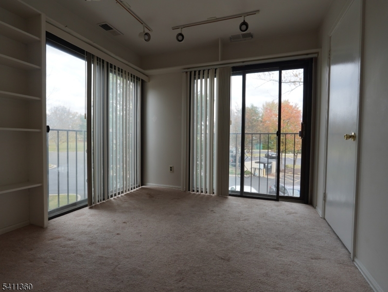 BIRCHFIELD - Residential