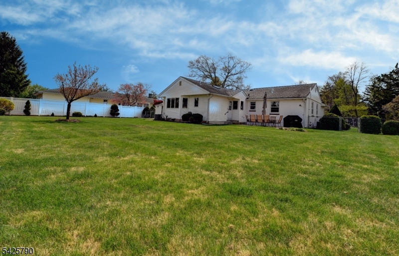 Pompton Plains - Residential