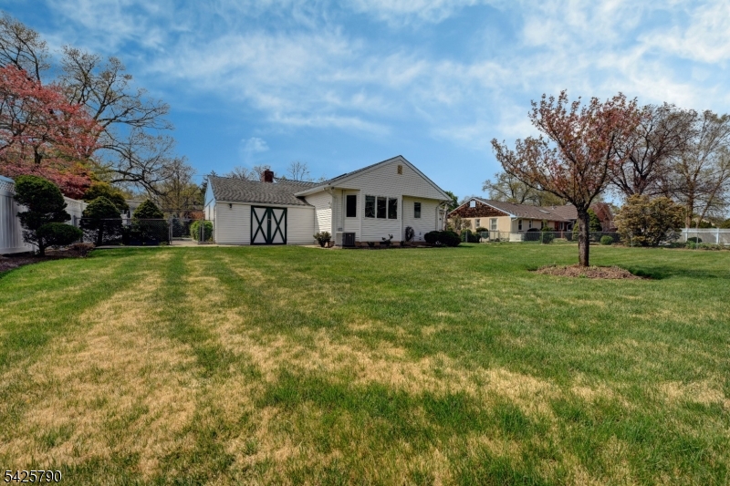 Pompton Plains - Residential