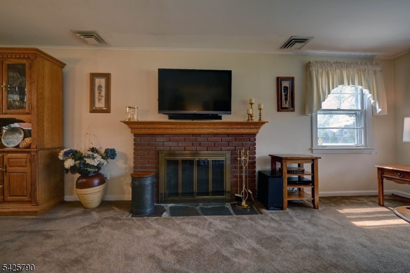 Pompton Plains - Residential