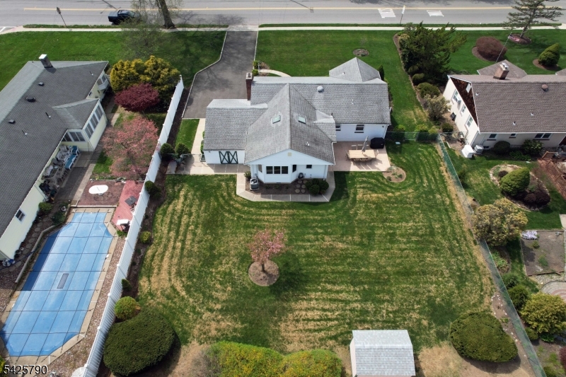 Pompton Plains - Residential