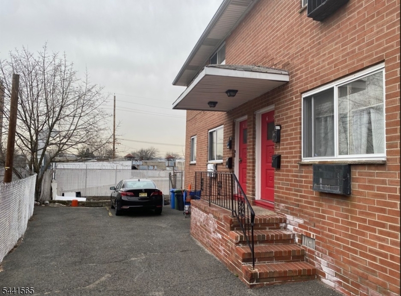 Photo 1 of 10 — 99 21St St 1, Irvington Twp., NJ 07111