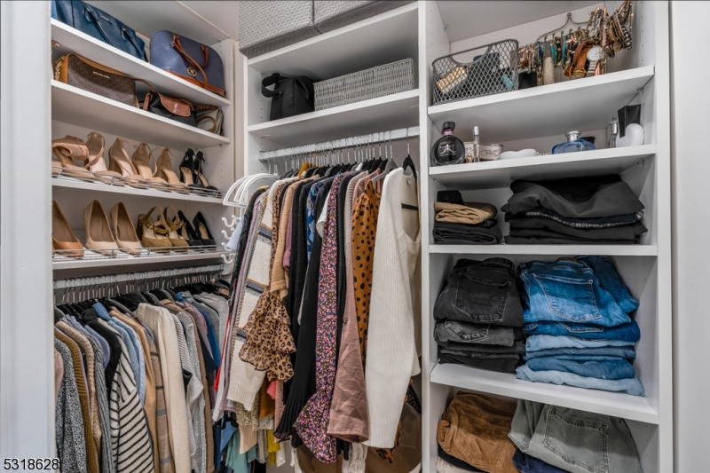 Rose Arbor - Residential