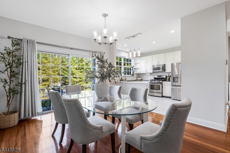 Rose Arbor - Residential