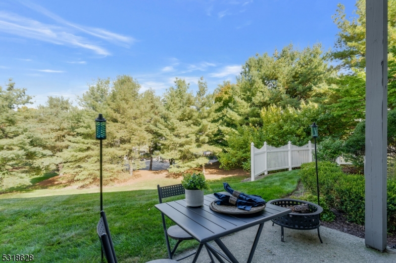 Rose Arbor - Residential