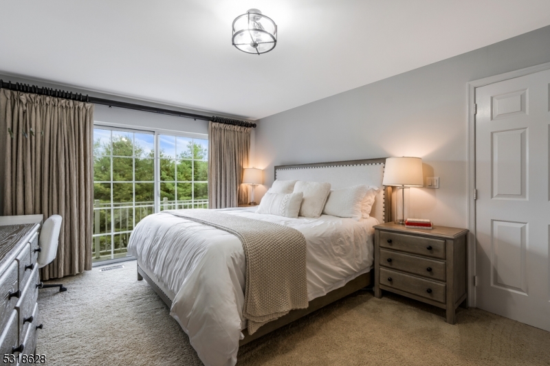 Rose Arbor - Residential