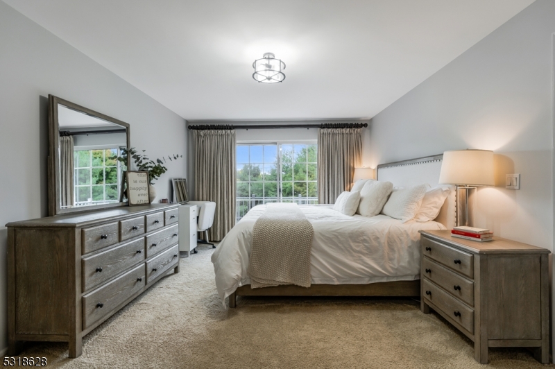 Rose Arbor - Residential