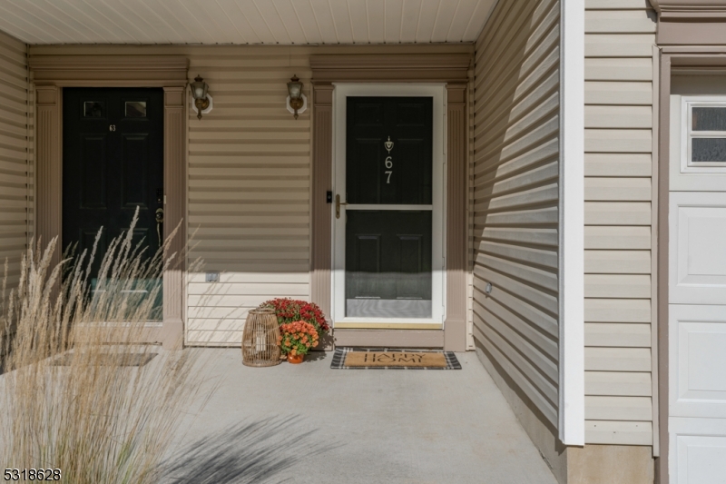 Rose Arbor - Residential