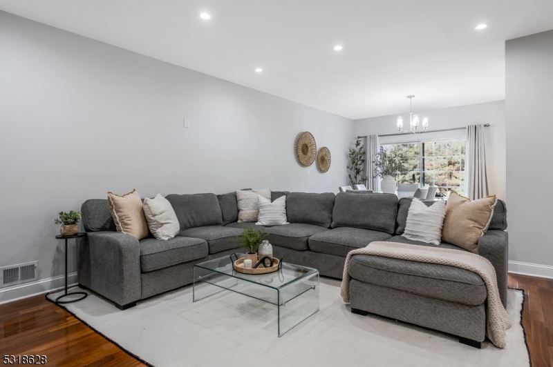 Rose Arbor - Residential