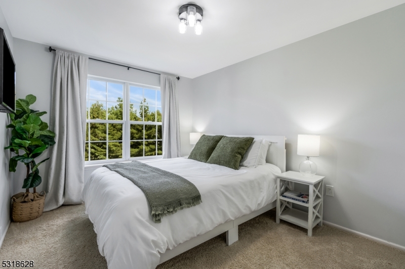 Rose Arbor - Residential