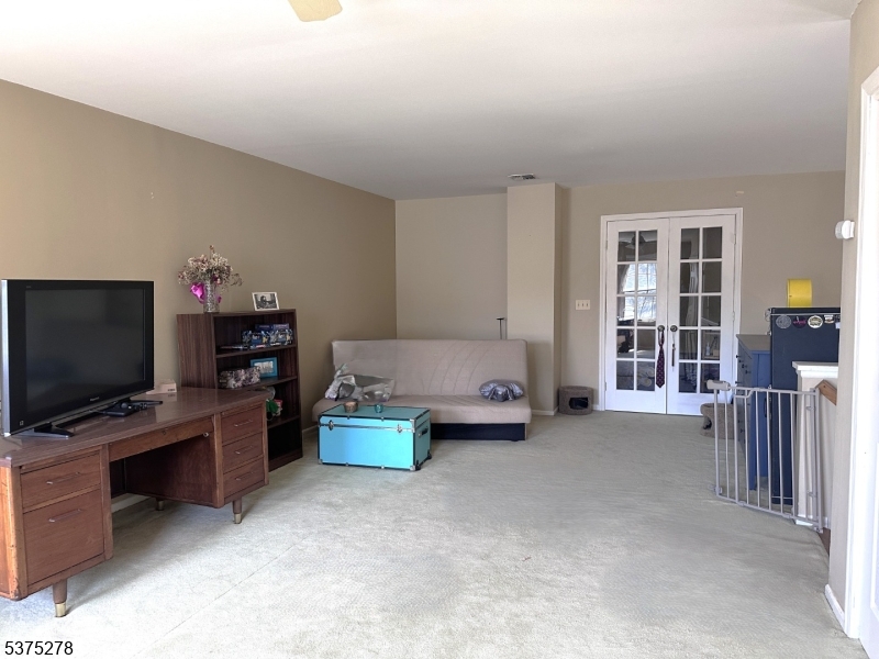 GARRET HEIGHTS - Residential