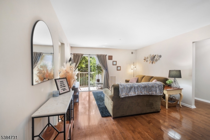 Seasons Glen - Residential