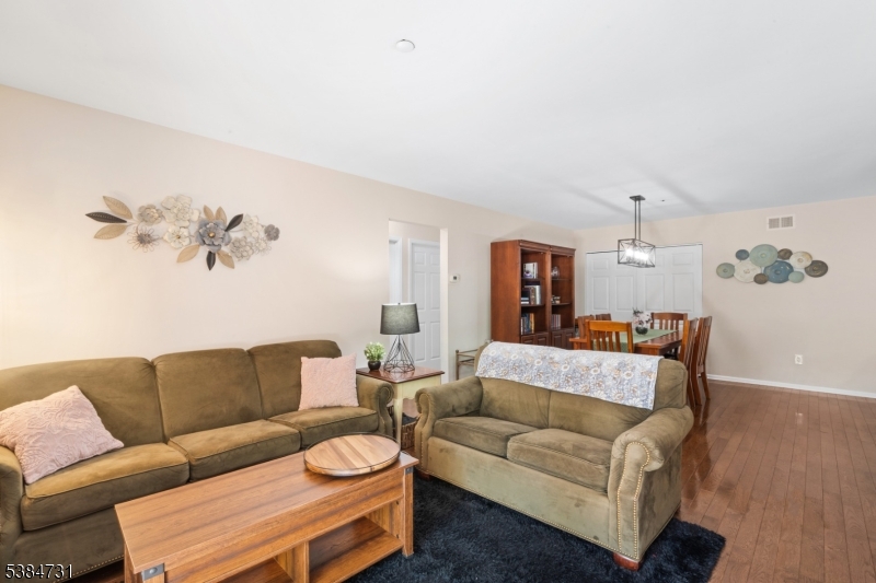 Seasons Glen - Residential