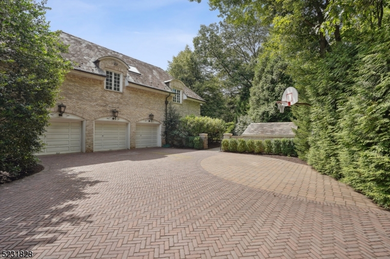 GOLF EDGE - Residential