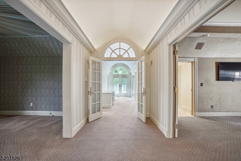 GOLF EDGE - Residential