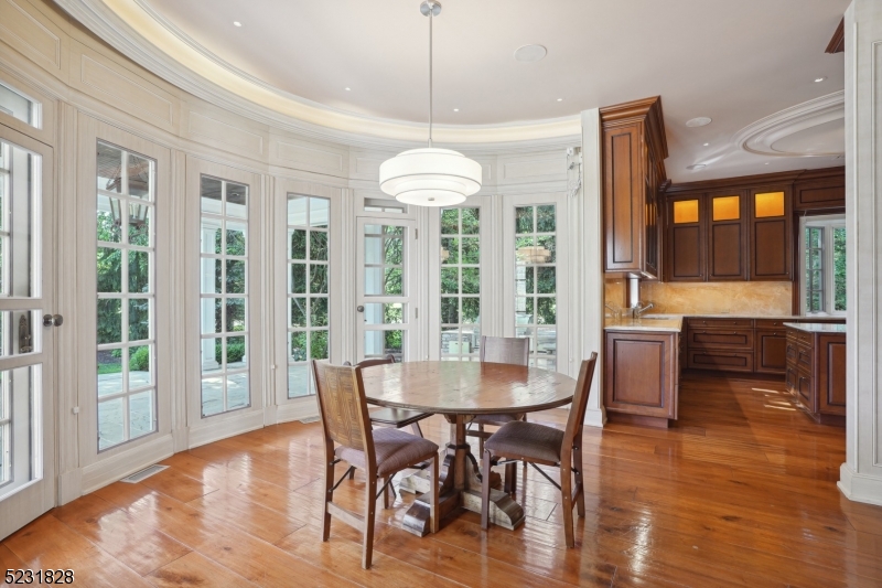 GOLF EDGE - Residential